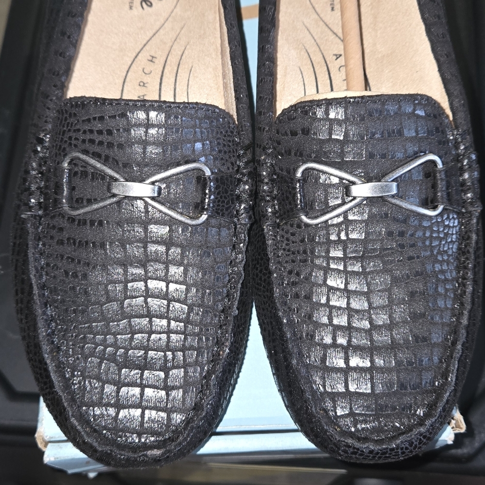 Women's Flats